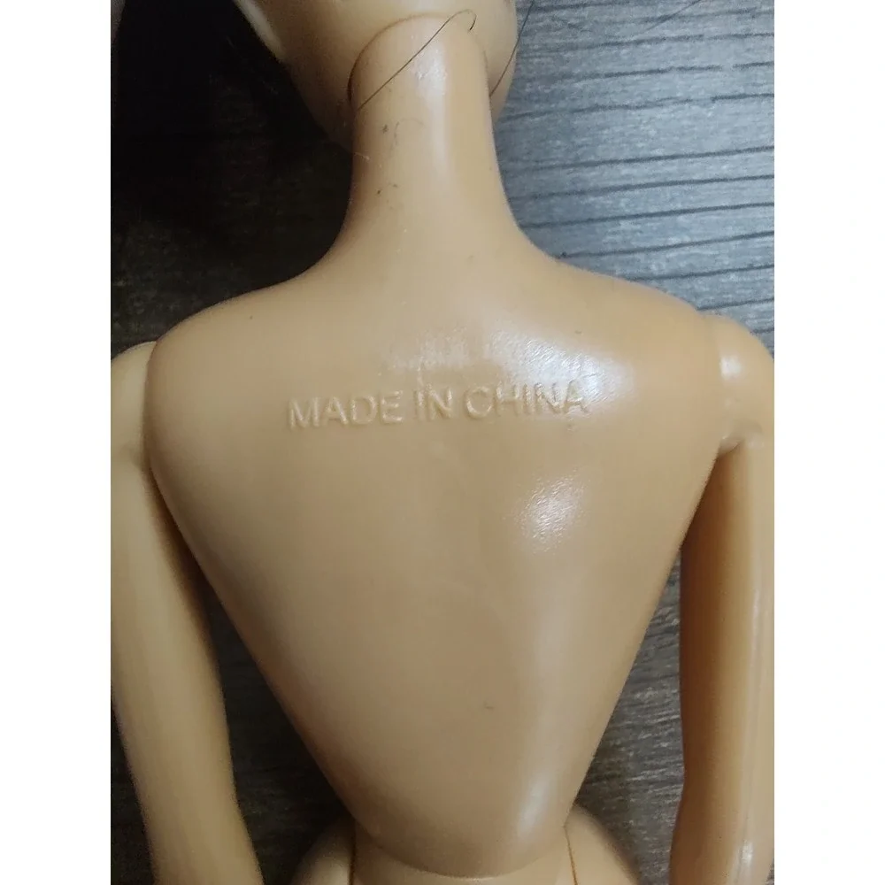 Disney Princess Jasmine Fashion Doll Articulated Feet 11